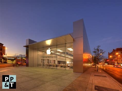 Aside from the check in, wait, escort to a. New Apple Store, Lincoln Park - Chicago, IL photographed ...