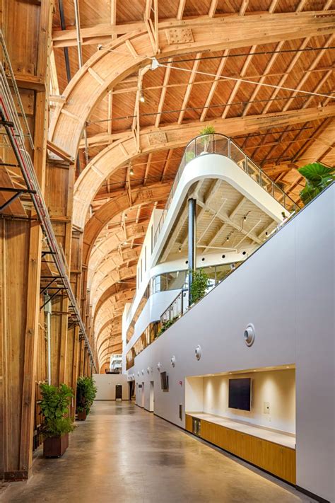 Image 9 of 27 from gallery of candelaria house / llano arquitectos. Google Spruce Goose Hangar | Spruce goose, Architect house ...