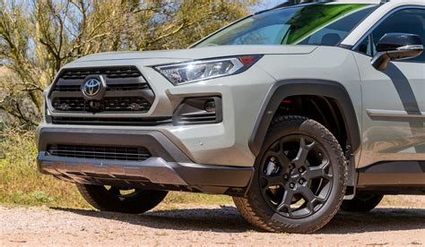 Outback Wilderness Vs Rav4 Trd Off Road A Middleweight Bout For Trail