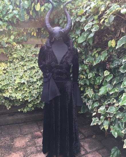 Superior Quality Ladies Adult Maleficent Costume To Hire