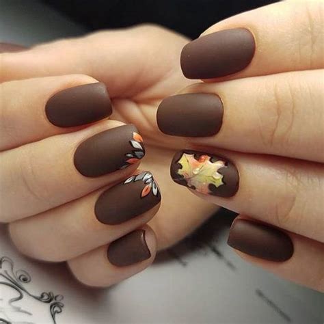 35 Best Fall Leaves Nail Art Ideas And Leaves Nail Designs For Autumn 2023