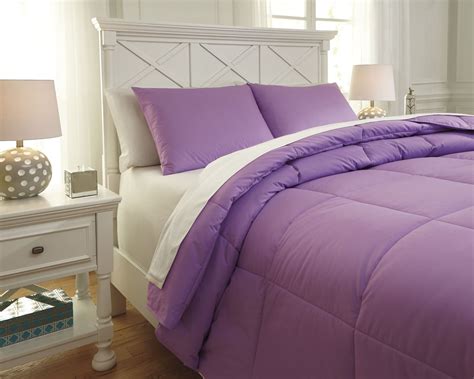 We analyzed the leading twin comforter sets to help you find the best twin comforter set to buy. Plainfield Lavender Twin Comforter Set from Ashley ...