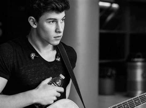 It can't be any easier. Shawn Mendes, 17 - Forbes Reveal '30 Under 30' List For ...