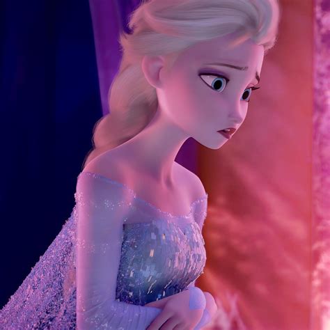 Épinglé Sur Sad Elsa