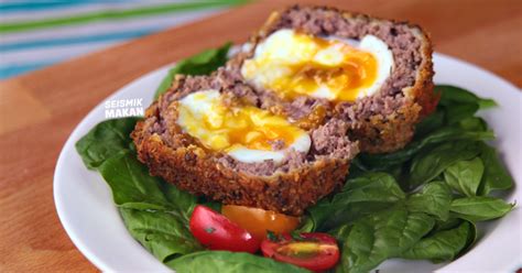 Poaching at a 180°f an easy, 100% foolproof method for cooking perfectly poached eggs with tight, clean whites and golden, liquid yolks, perfect for breakfast, brunch, or topping salads. Poached Egg Dan 5 Lagi Cara 'Basic' Masak Telur Yang Semua ...