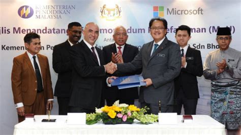 Over the course of two years, the ministry drew on multiple sources of input, from malaysian and international education experts, to leaders of malaysian hlis and. Supporting ICT