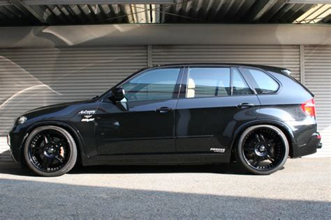 We recommend always replacing your air springs in matched pairs for the best performance and service life. Air Runner's BMW air suspension systems - Xoutpost.com