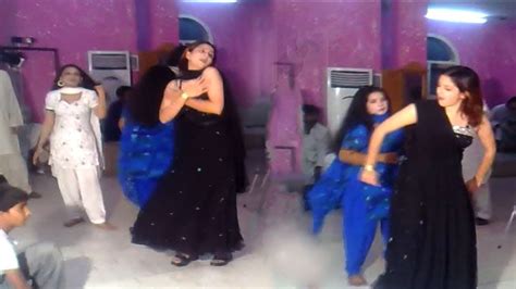 Pashto HOT Girl Dance In Wedding At Pashto Song New YouTube
