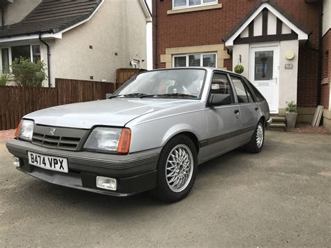 Vauxhall Cavalier Mk2 Retro Rides