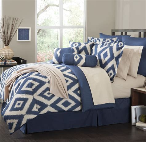 Shop navy comforters featuring original art of your favorite thing made by artists who love that thing too. { Happy Habitat }: Teal and Yellow