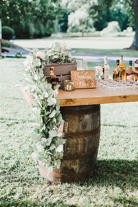 Rustic Wedding Decor