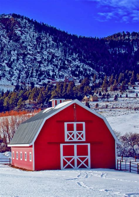 45 Beautiful Rustic And Classic Red Barn Inspirations Red Barns Barns Sheds