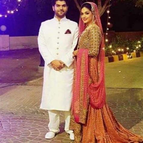 Sanam jung is married to qassaam, who is a pilot by profession. sanam jung wedding pictures 006