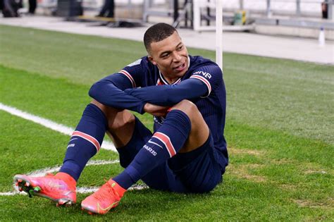 Report Kylian Mbappé's Contract Extension Could Include Clause That