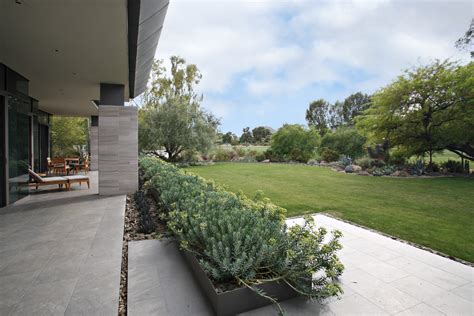 Modern Botanical Garden Patio With Planters Contemporary