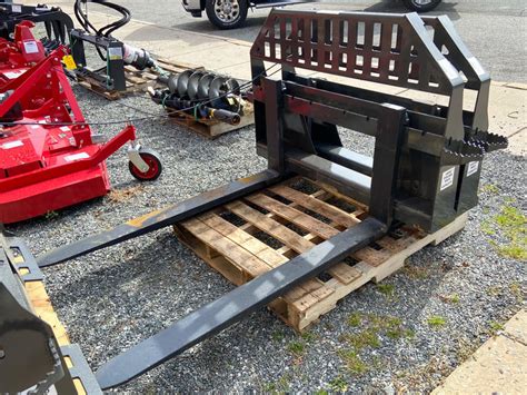 Cid Attachments 48 Pallet Forks Clapp Tractor