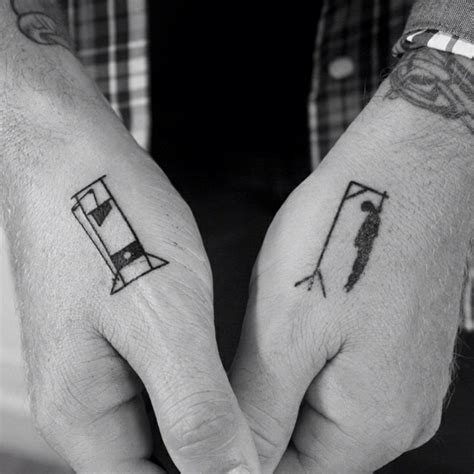 Tattoos Peque Os Para Hombres En La Mano Tatuajes Peque Os Para Hombres En El Brazo