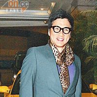 Sinn is noted for his roles as ximen qing in the reincarnation of golden lotus, for which he received hong kong film award nomination for best new performer. 梁漢文首爾驚心動魄兩粒鐘 - 東方日報