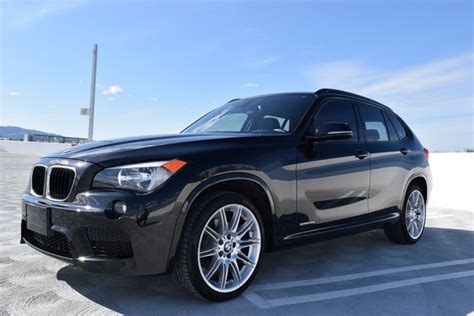 With the x1's relatively low ride height, it. 2015 BMW X1 - Pictures - CarGurus