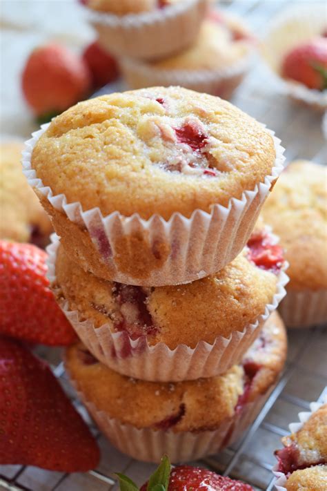 Strawberry Shortcake Muffins Julias Cuisine