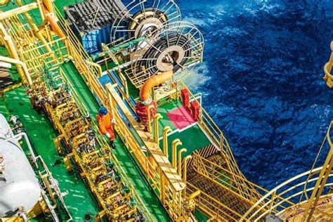 Confira o nosso relatório especial e gratuito, onde analisamos se vale ou não a pena comprar ações da petrobras (petr3, petr4). Ações da Petrobras recuam na Bovespa após semana volátil ...