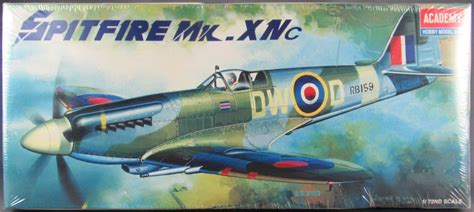 Academy Hobby Model Kits 2130 Ww2 Raf Spitfire Mk Xnc 172 Mint In