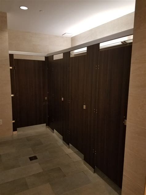 The newer styles of washroom partitions are more durable, and better engineered for tougher use and allows business owners to better design their toilet partitions for the space available. 13+ Commercial Used Bathroom Partitions 5 Years Warranty | Bathroom partitions, Amazing ...