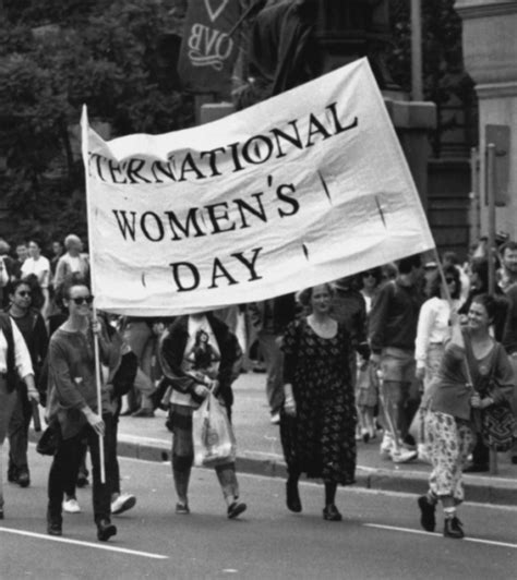 Maar vandaag is het internationale vrouwendag. #ChooseToChallenge: dit is het thema van Internationale ...