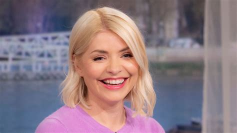 Holly Willoughby Sparks Reaction As She Confirms This Morning Return Following Extended Break