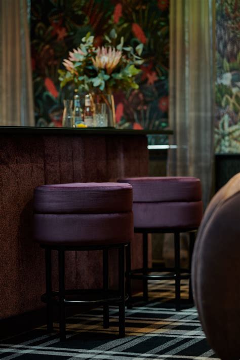 Find deals on capsule hotels in dilston, tasmania. Wellington Hotels | Naumi Studio Wellington| Executive Suite
