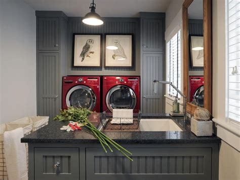 Laundry Room Decorations | Grey laundry rooms, Dream laundry room, Laundry room pictures