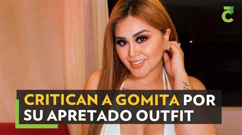 Critican A Gomita Por Su Apretado Outfit