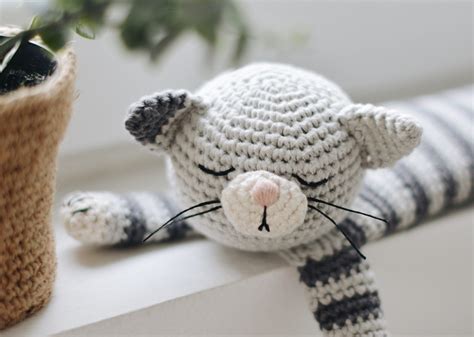 Easy Sleepy Cat Crochet Pattern Tabby Amigurumi Cat Tutorial Etsy