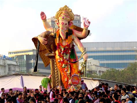 Mumbai Ganpati Festival Tours Ganesh Chaturthi Visarjan Tour