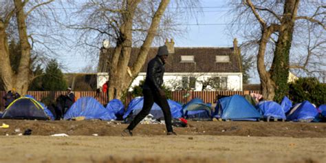 Revealed Uk Considers ‘building Tents In Parks To House Migrants