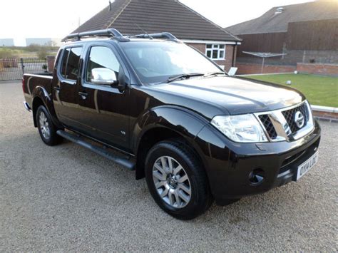 2014 Nissan Navara 30dci V6 Outlaw Automatic 4x4 Pickup Black 28000