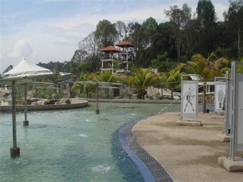 It is many things combined: Taman Merdeka Johor Bahru - Park - Johor Bahru ...