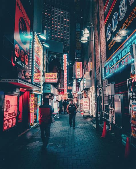 75 Tokyo Night Street Photography