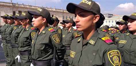 Servicio Militar Femenino Voluntario Refuerza La Policía De Bogotá