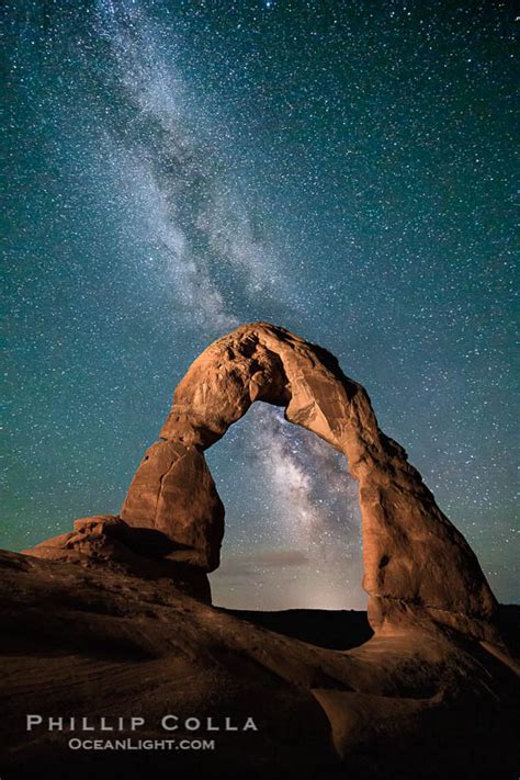 Photo Of Delicate Arch And Milky Way Hiker Light