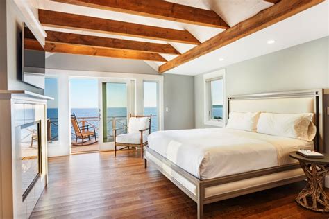 30 Beach Style Master Bedroom Decor Ideas