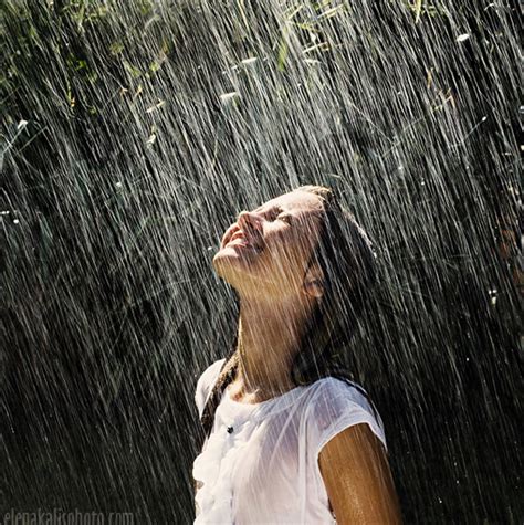 50 Examples Of Rain Photography To Lay Aside Your Sadness