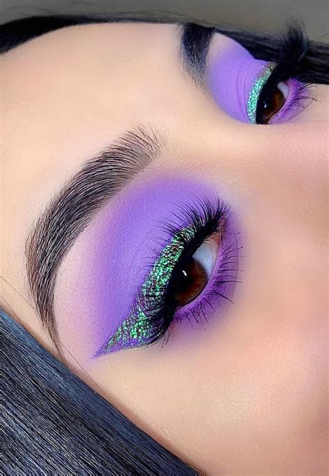Gorgeous Makeup Trends To Be Wearing In 2021 Bright Purple And Green