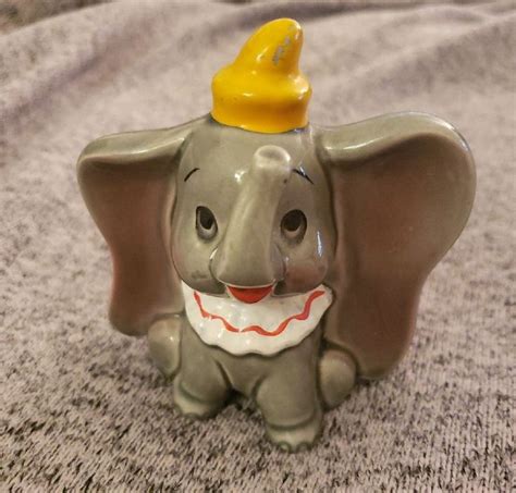 Vintage Dumbo Figurine With Yellow Hat And Whitered Ruffled Collar