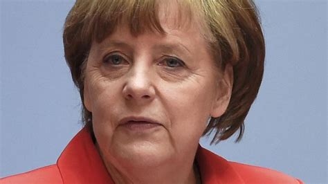 Iklan Angela Merkel Lesbian Muncul Di Twitter