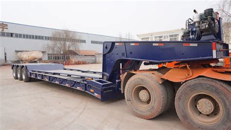 TITAN Detachable Gooseneck 80 Ton Lowboy Trailer For Transport Excavator