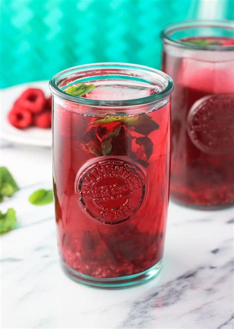 Iced Raspberry Mint Green Tea Is A Simple And Fruit Flavored Iced Green