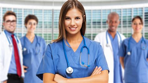 7 Considerations When Pursuing A Medical Career Ghp News