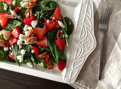 Strawberry Spinach Salad With Goat Cheese And Candied Pecans