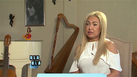 No te pierdas lo mejor del espectáculo de lunes a viernes de. Entrevista con la viuda de Rigo Tovar - YouTube